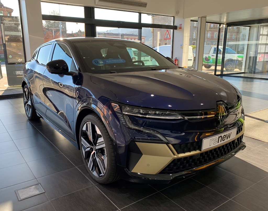 Renault Basauri - Talleres Garbi — Hatchback