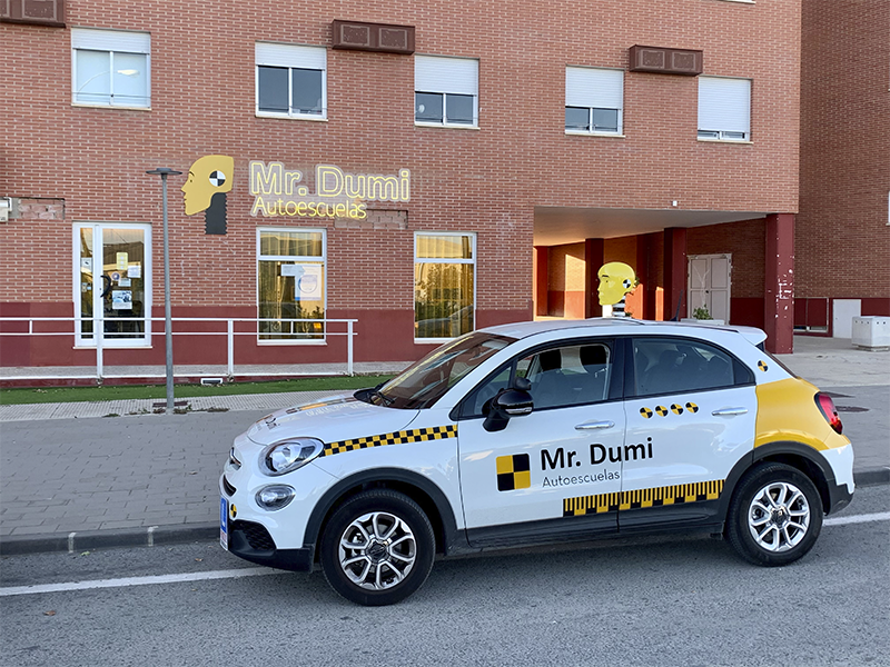 Autoescuela Mr. Dumi