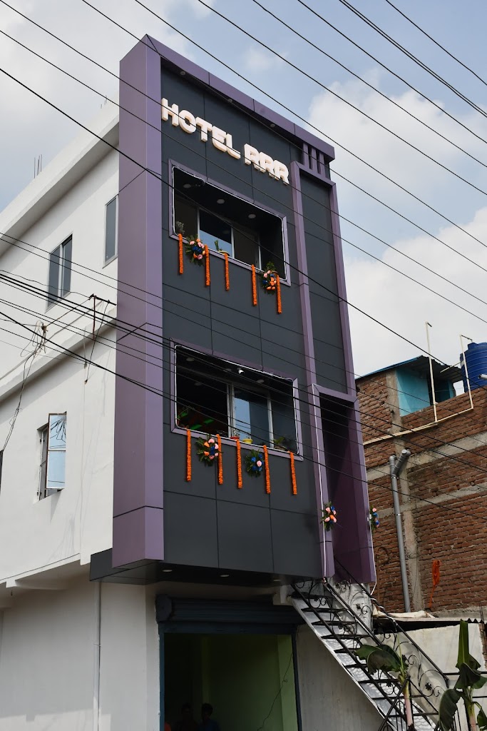 Hotel Rrr