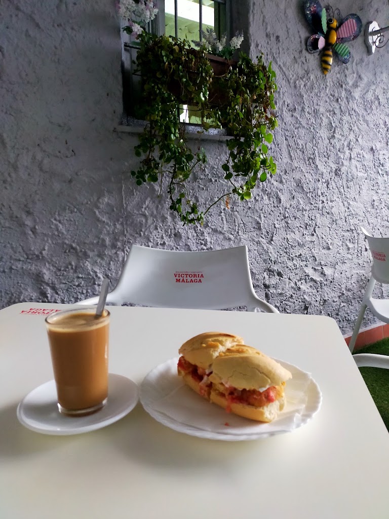 Bar El Patio de las Tapas — Comida y bebida