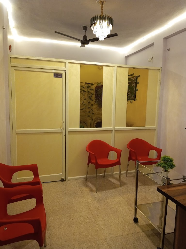 Divya Drishti Eye Clinic Awadhpuri