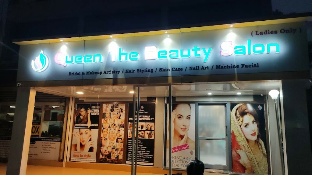 Queen The Beauty Salon Only Ladies Salon Best Hair Skin Treatment Salon Artist