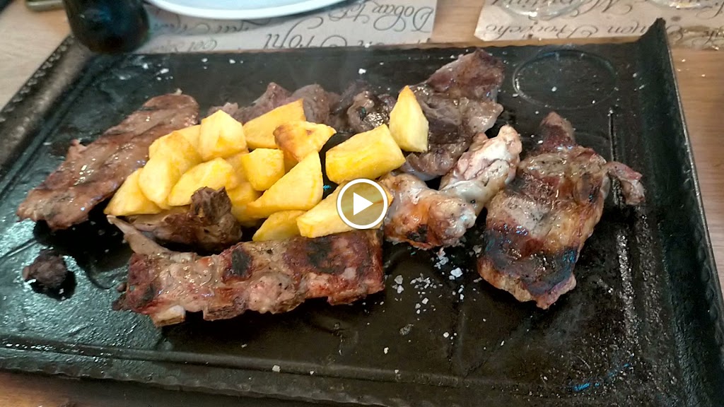Bar restaurante D'Elias — Videos