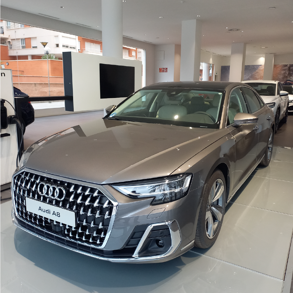 Elmovil Concesionario oficial AUDI en Petrer — Del propietario