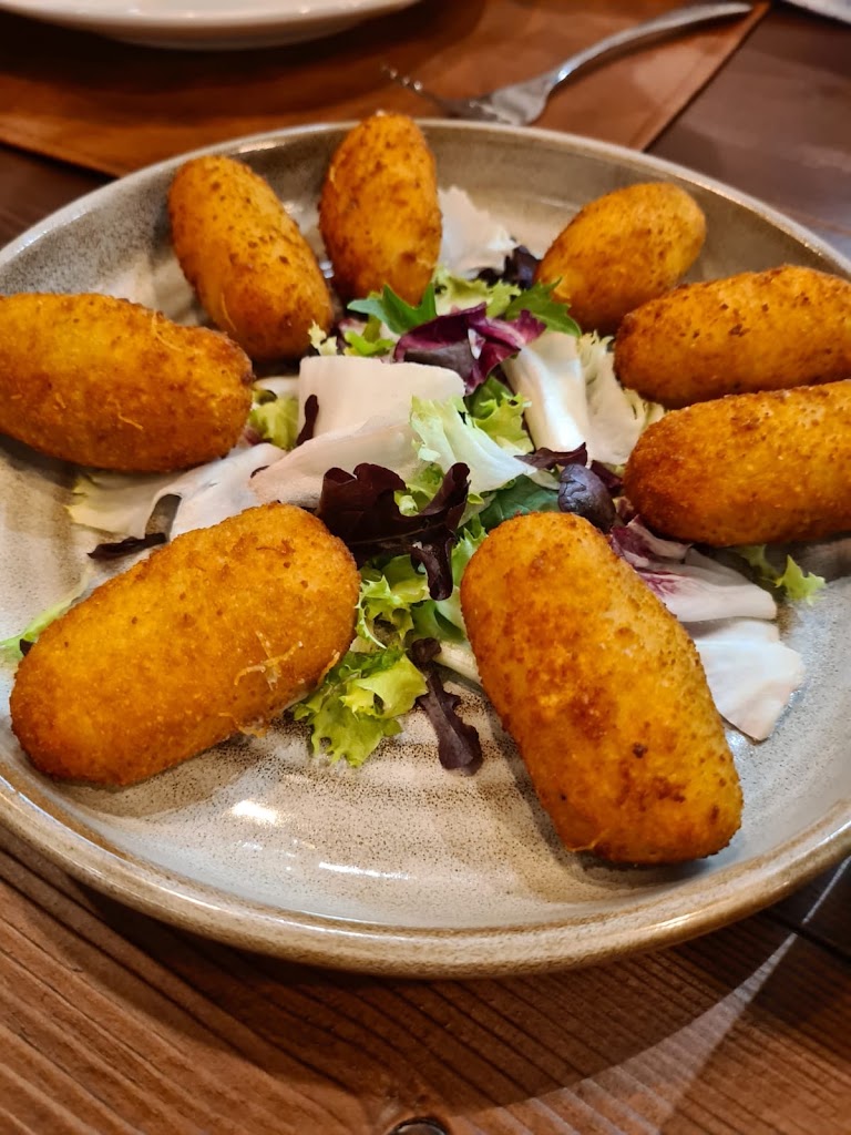 Asador Restaurante A Vaquina — Comida y bebida
