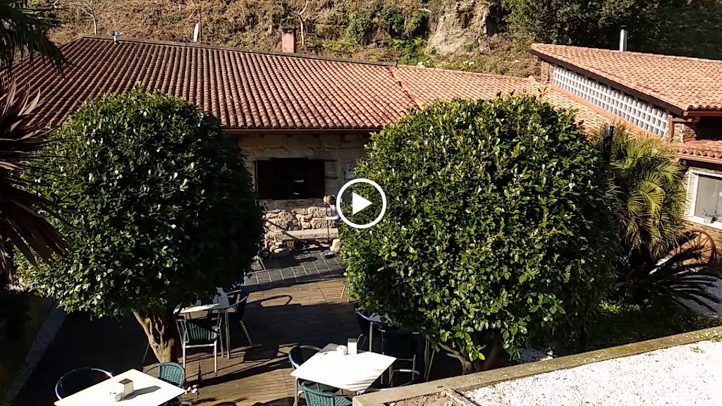 Bar restaurante O Muino Occilis — Videos