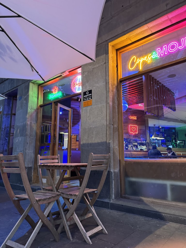 Copas y mojitos cafe