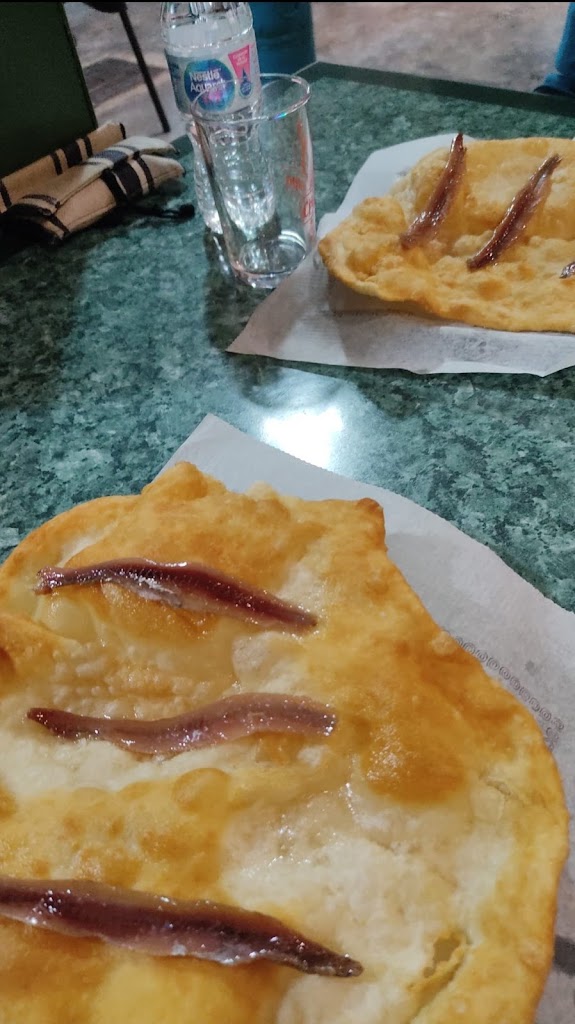 Bar El Mercat De Sant Mateu — Comida y bebida