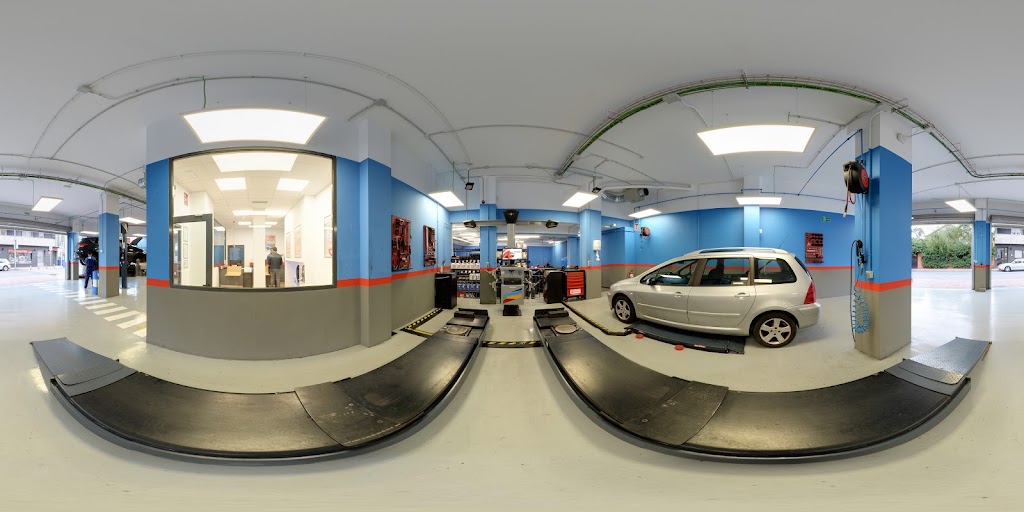 Euromaster Pozuelo Estacion — Street View y 360deg