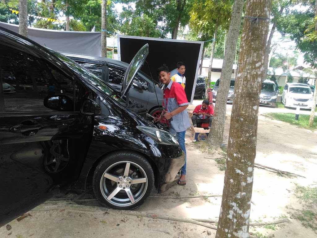 Bengkel mobil "MBAH METIC"
