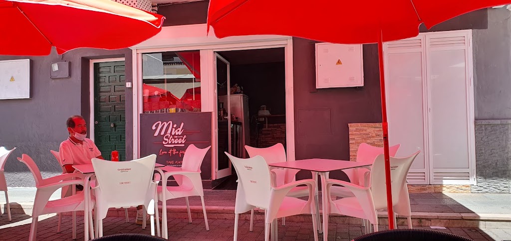 Mid Street - Love at first bite — Ambiente