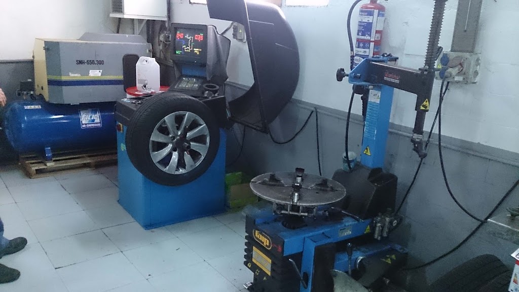 AUTOMOVILES LAGUNA Eurorepar — Taller
