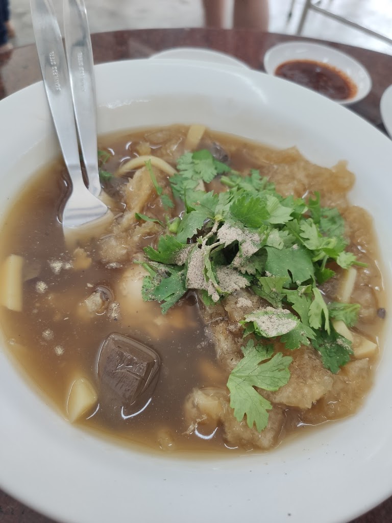 รูปภาพของ Chef Mam (เชฟแหม่ม) หมูแดง หมูกรอบ เป็ดย่าง สไตล์ฮ่องกง
