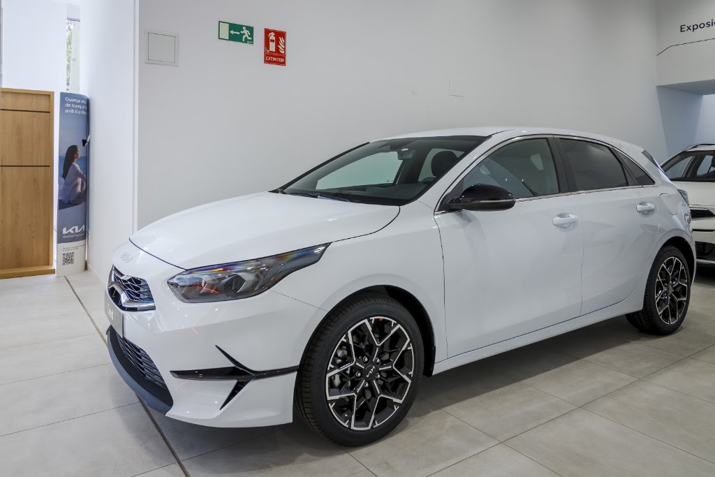 Kia QUADIS ARmotors Hospitalet — Interior