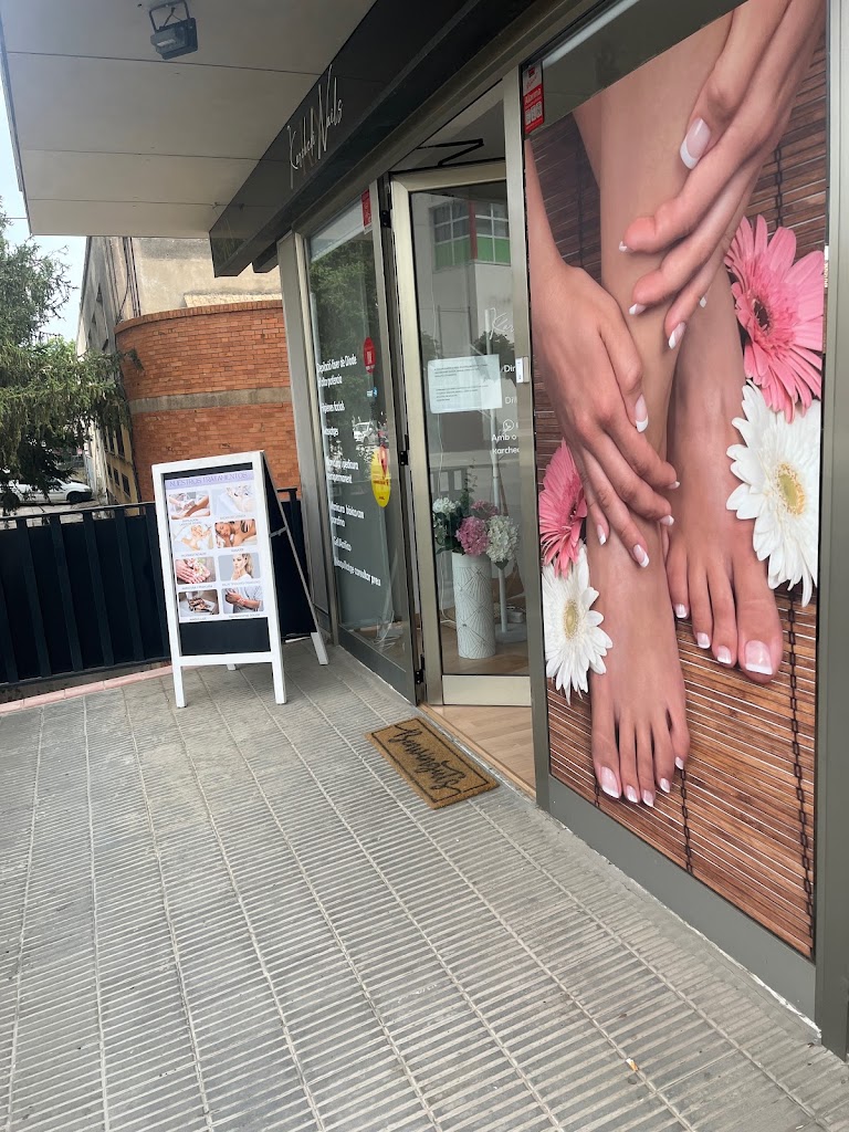 Salon de Belleza Karchedi Nails — Exterior