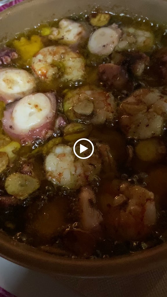 Restaurante La Posada de Bacus — Videos