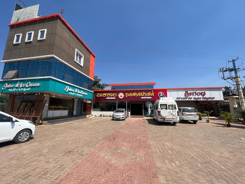 Paakashala Hoskote Restaurants In Old Madras Road
