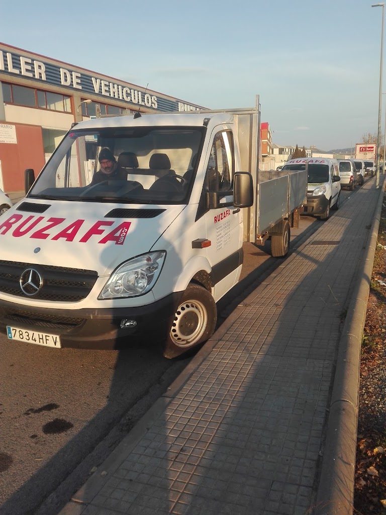 RUZAFA Lloguer de Furgonetes i Camions