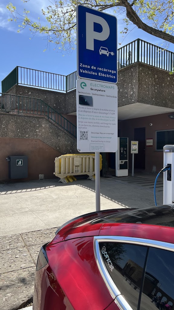Estacion de carga de vehiculos electricos