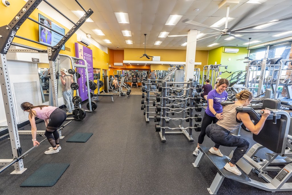  Anytime Fitness