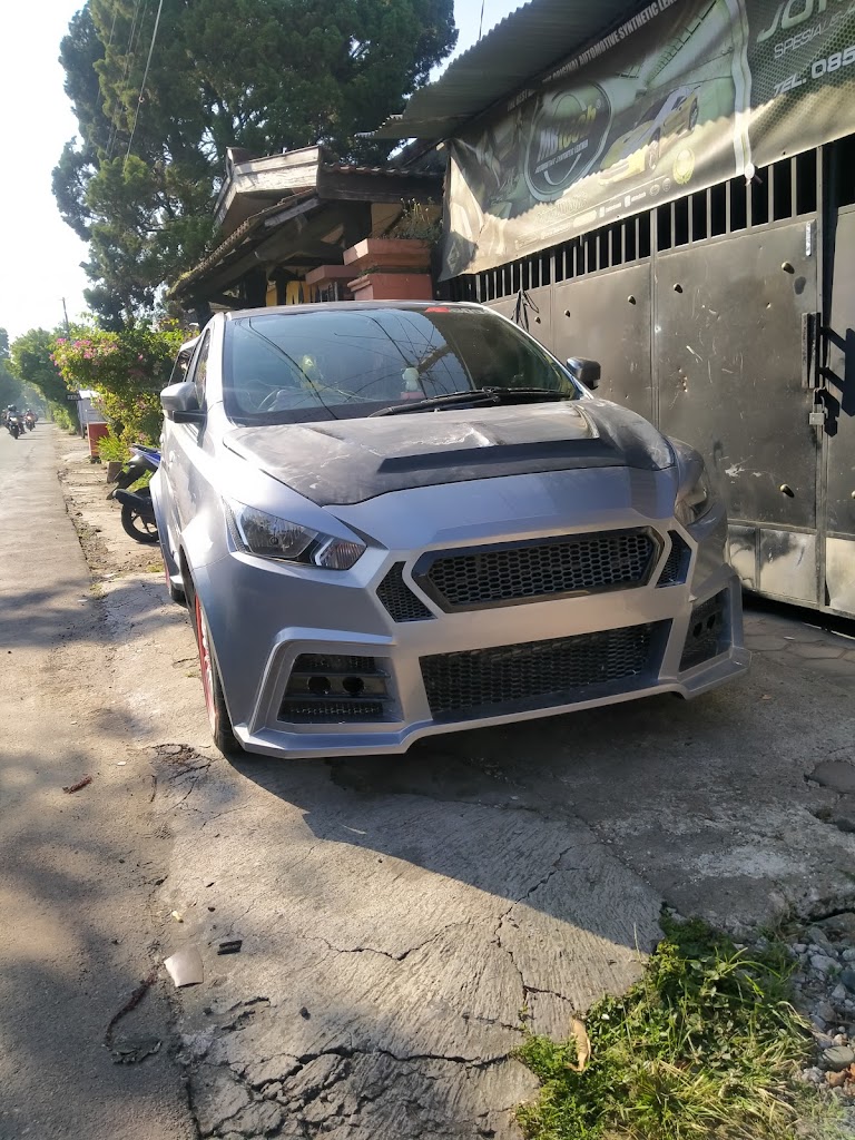 Jok mobil Semeru (Hens'ky car leather)