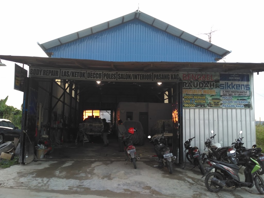 BENGKEL RAUDAH SPECIALIS BODY REPAIR / CAT MOBIL