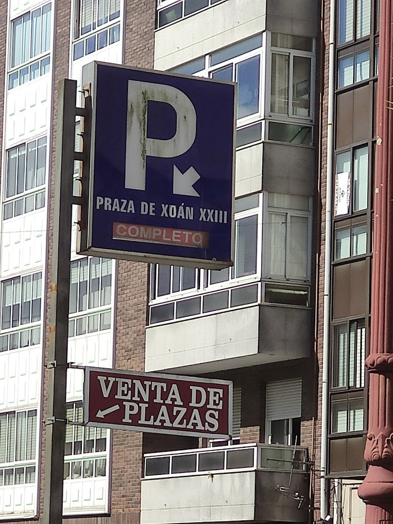 Aparcadoiro Juan XXIII