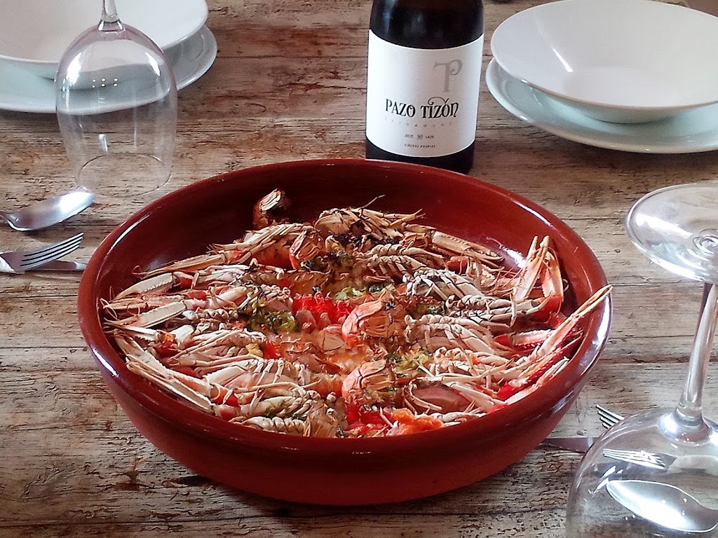 Restaurante Mar & Lucas — Comida y bebida