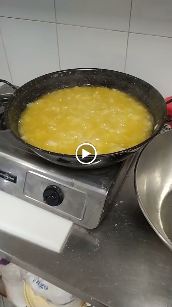 Cafeteria y panaderia el 29 — Videos