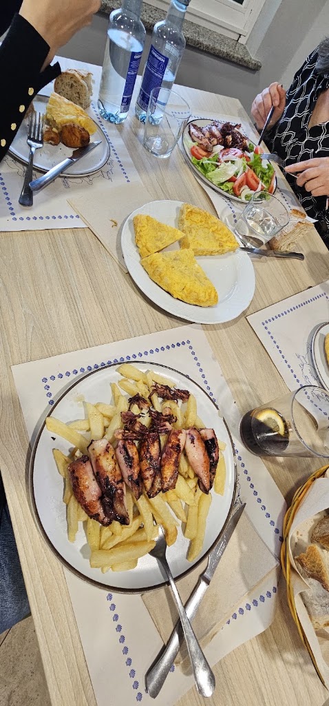 A Taberna do Rio — Comida y bebida