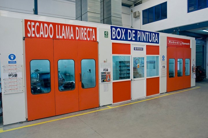 Talleres Pedro Madrono — Exterior