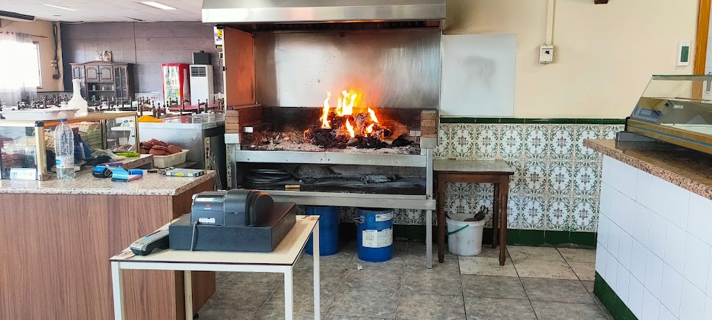 Restaurante asador Paloma y Joel — Ambiente