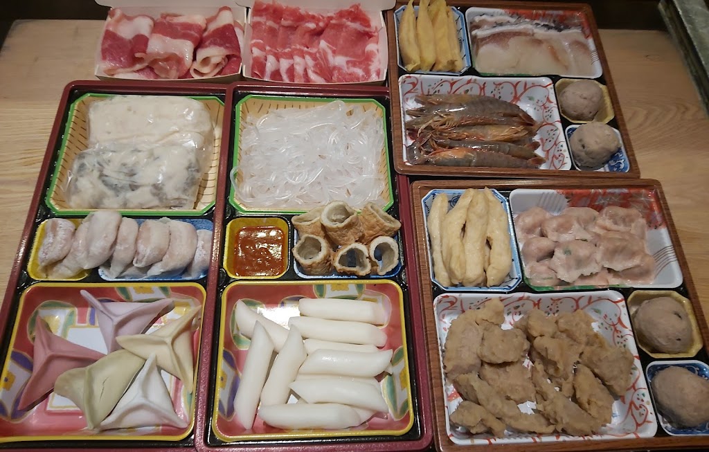金鍋聚 韓式鍋物 的照片