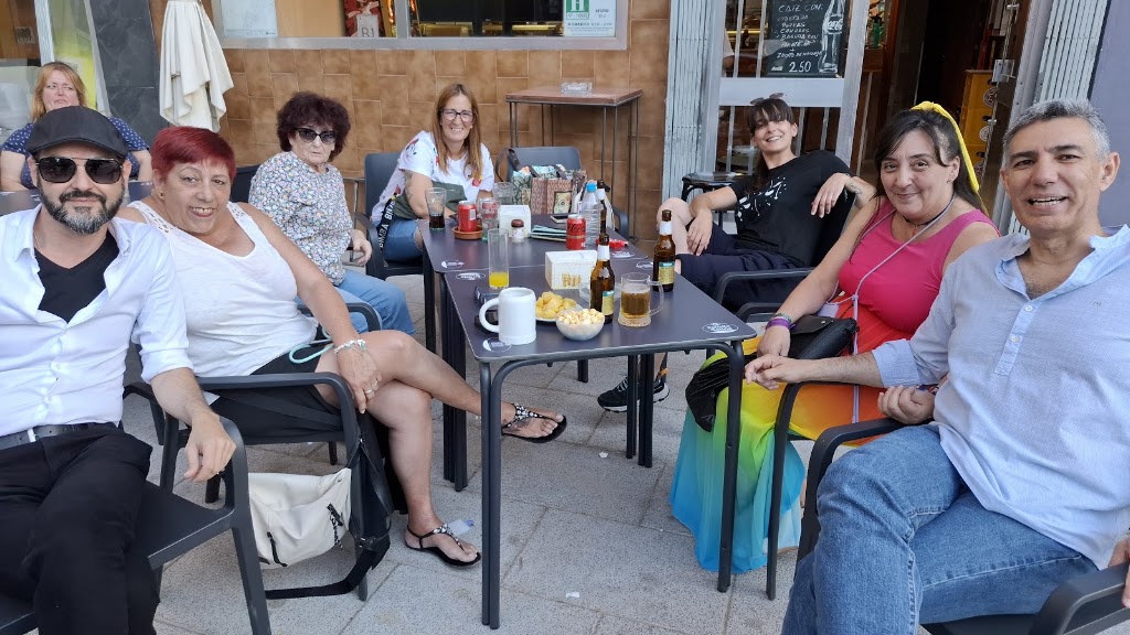 Cafe Bar Pablo — Ambiente