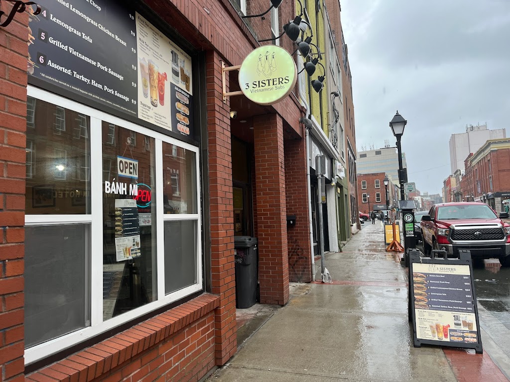 3 Sisters Vietnamese Subs in St-John-S