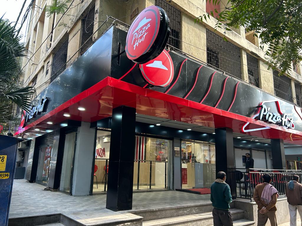 Pizza Hut Naraina Delhi