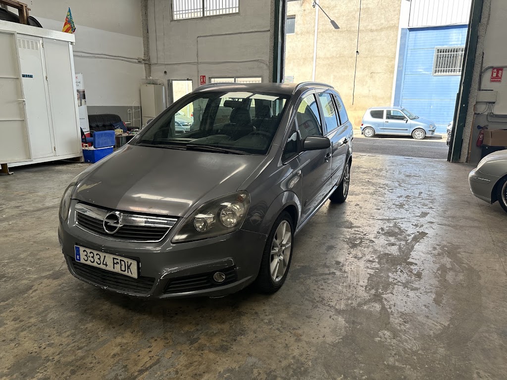 EUROCOCHES MANIVAL — Del propietario