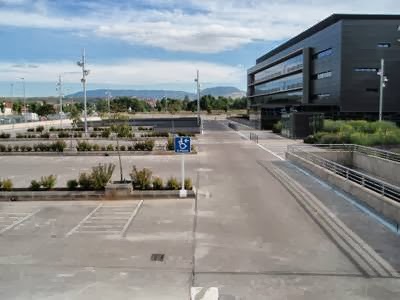 Aparcamiento CIBIR — Del propietario