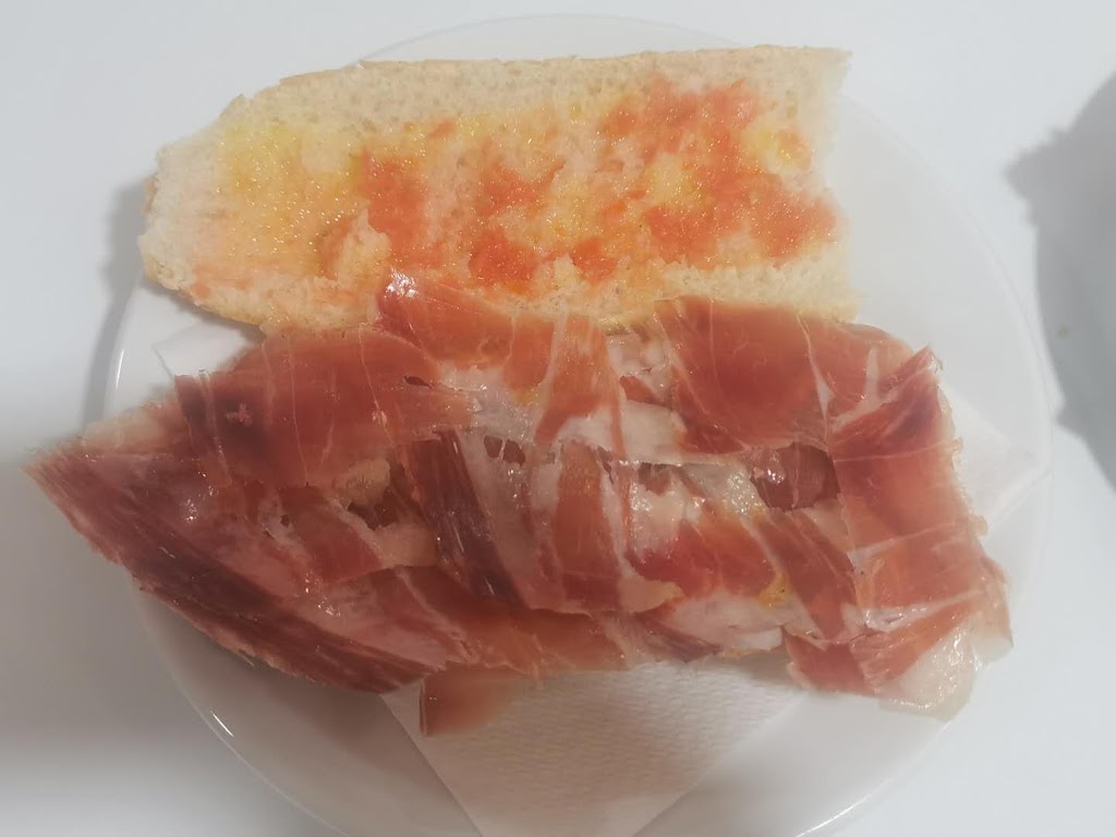 Bar Capricho — Comida y bebida