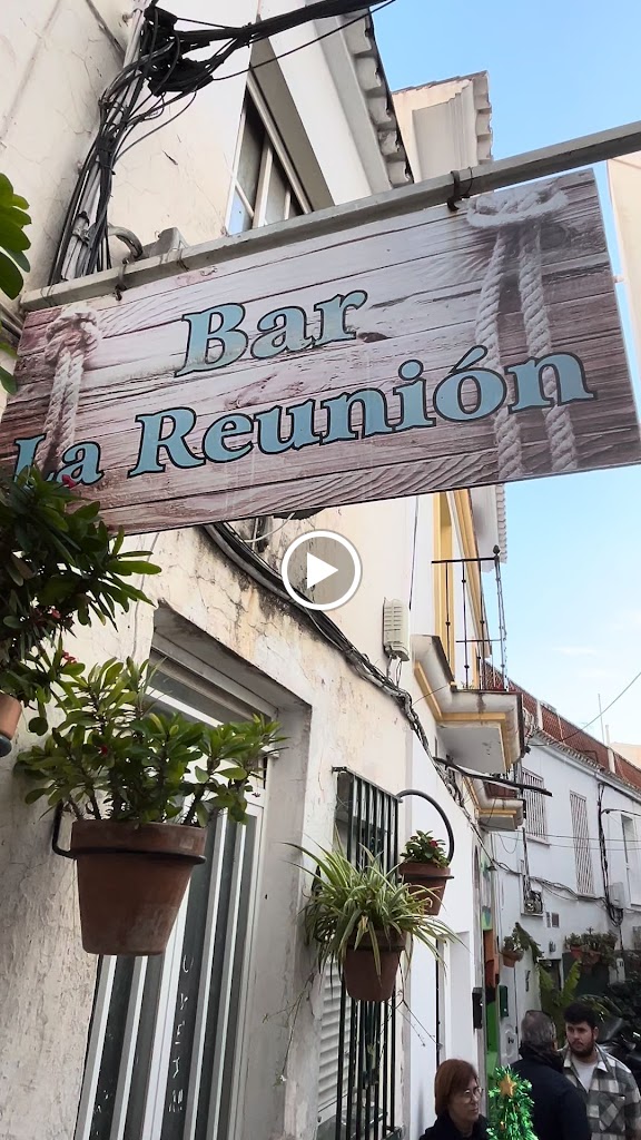 BAR LA REUNION — Videos