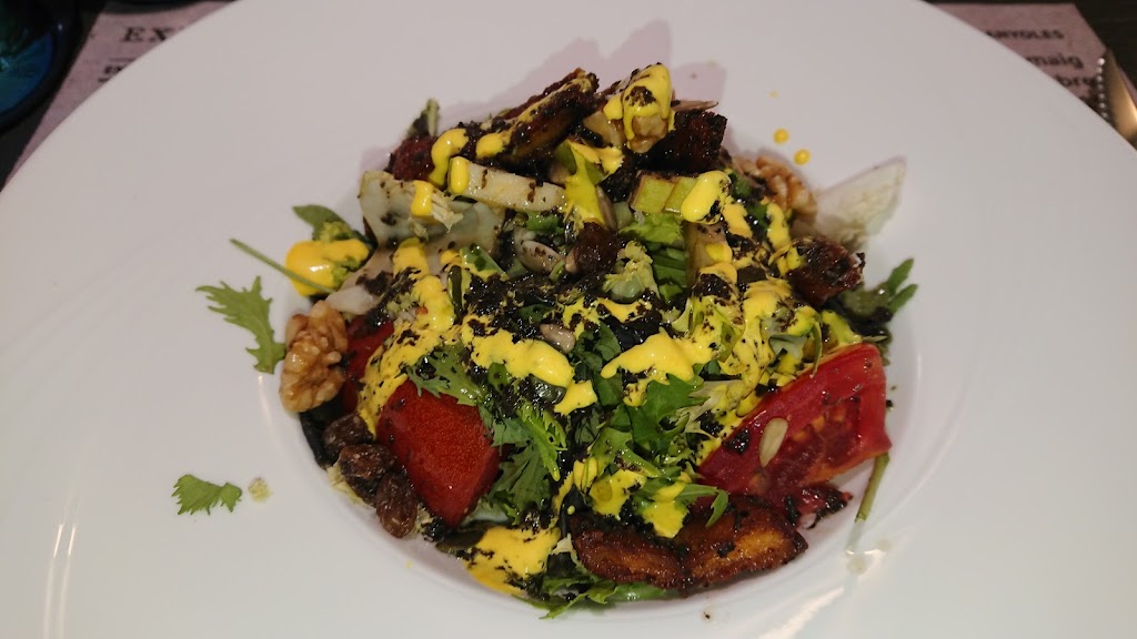 La Tintoreria — Comida y bebida