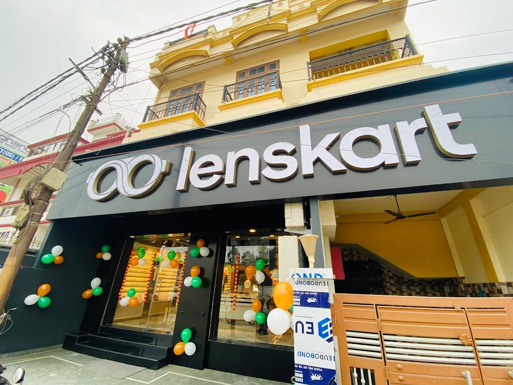 Lenskart Com At Tara Mandal Gorakhpur