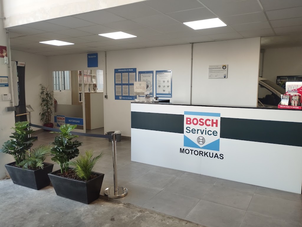 Motorkuas Taller Bosch Car Service — Interior