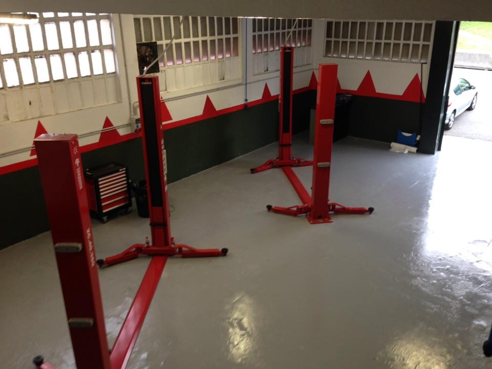 IZAN TAILERRAK — Interior