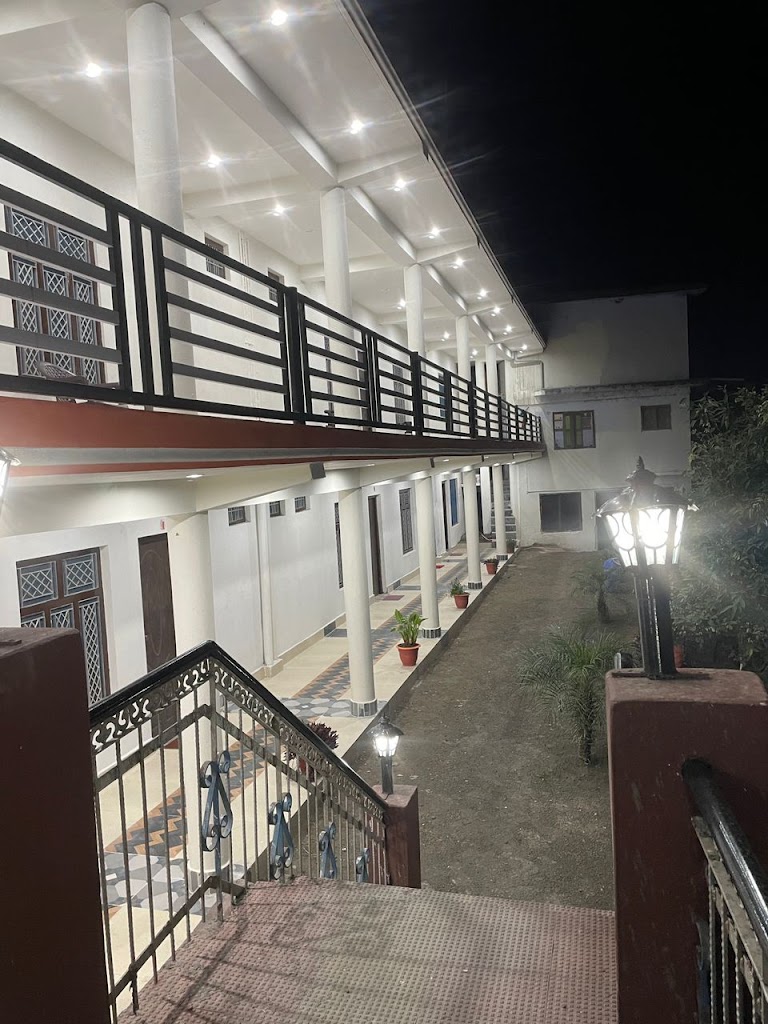 Maa Renuka Hotel Restorent