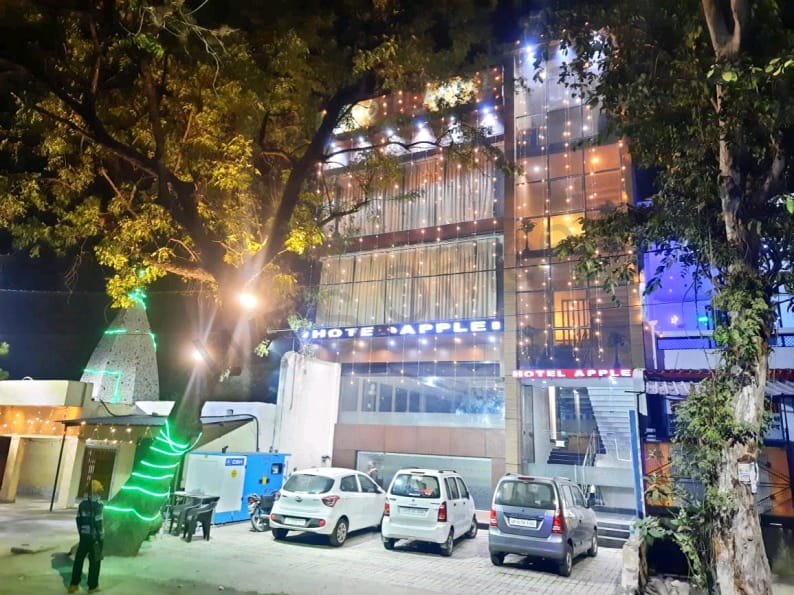 Hotel Apple