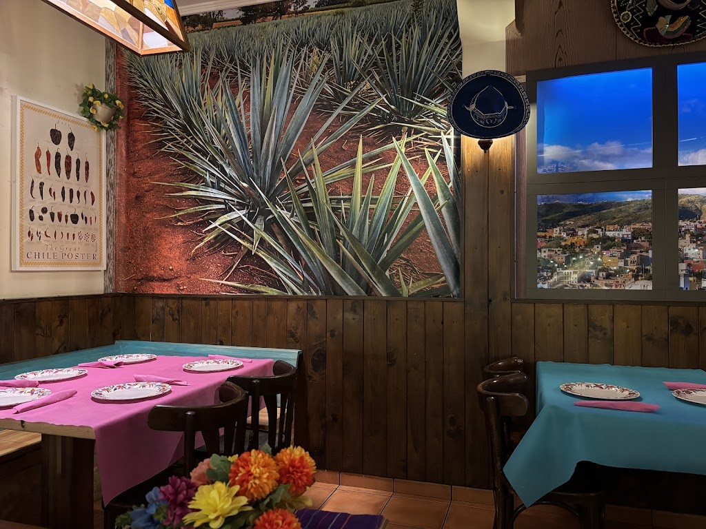 Azteca Tasting Naron