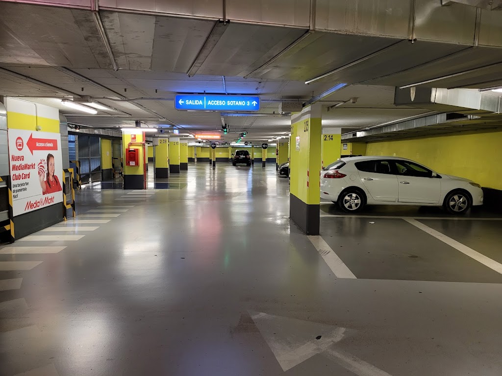 Parking AZA Colon