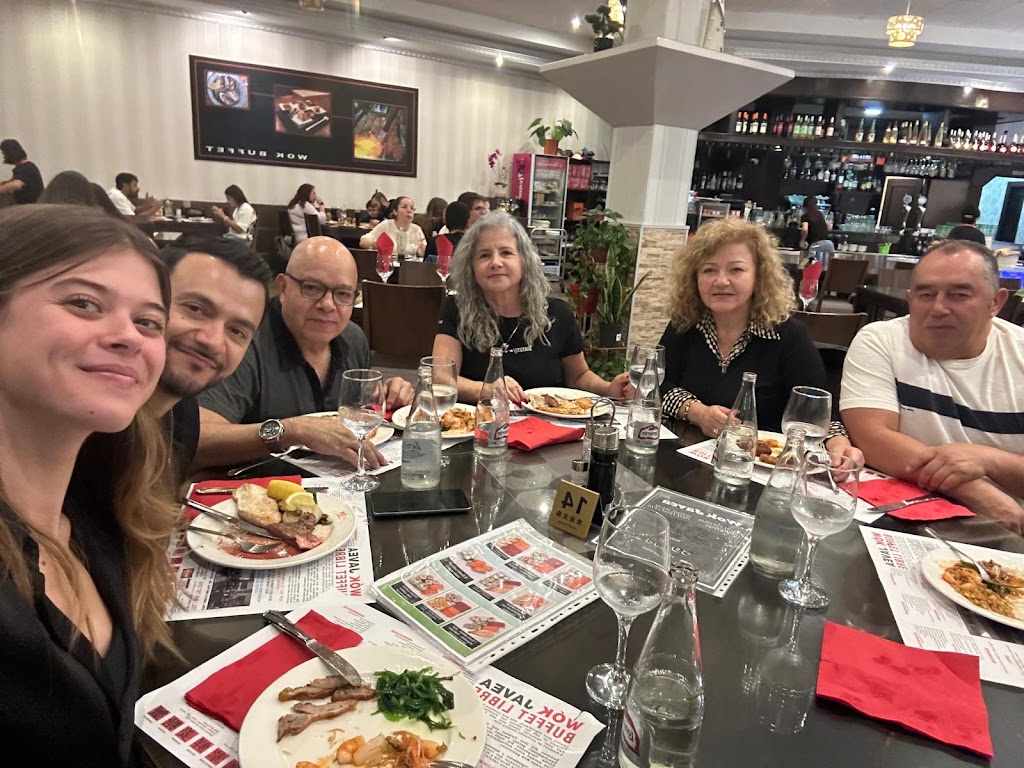 Wok Javea — Comida y bebida