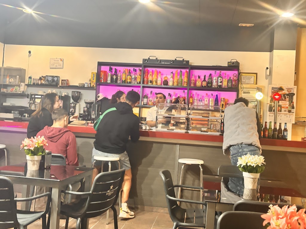 Kevin's CAFE Tortosa